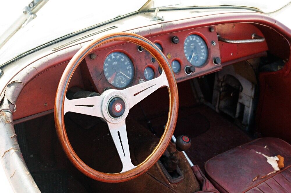 Jaguar-XK140-Roadster-1956-White-Burgundy-0-8