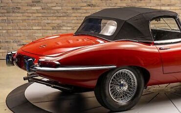 Jaguar-XKE-Cabriolet-1966-Red-Black-85332-14