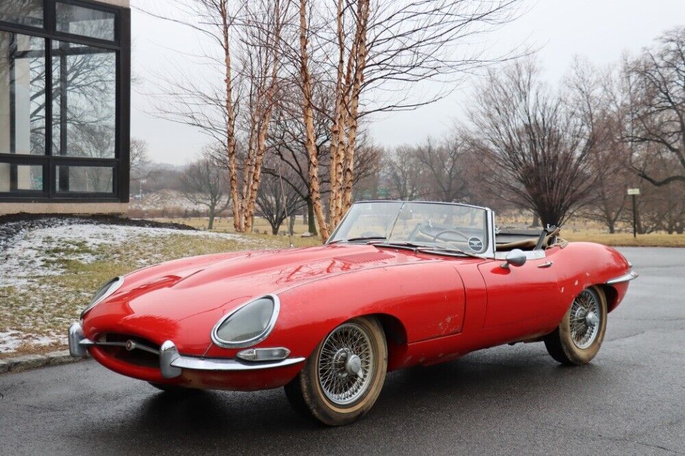 Jaguar-XKE-Series-I-1967-Red-Tan-0-5