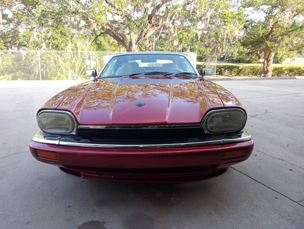 Jaguar-Xjs-convertible-1995-red-109073-3