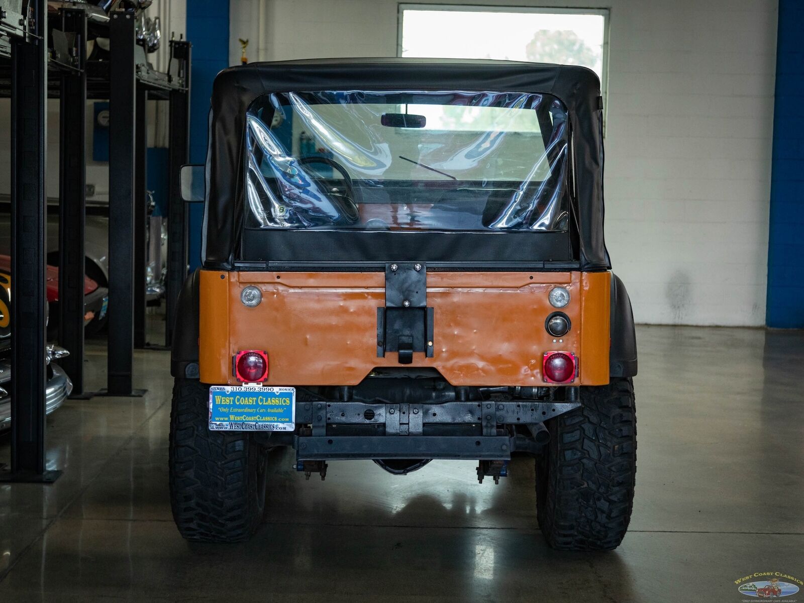 Jeep-CJ-1973-Orange-Black-9088-16