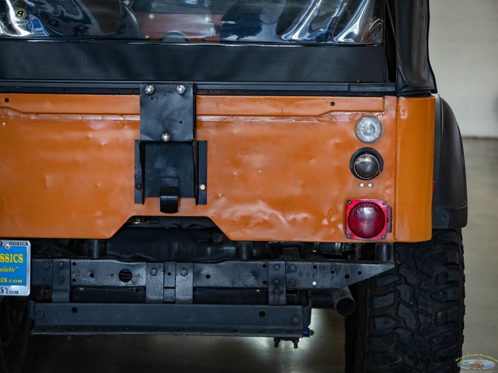 Jeep-CJ-1973-Orange-Black-9088-18