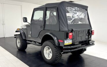 Jeep-CJ-1977-Black-Black-3890-2