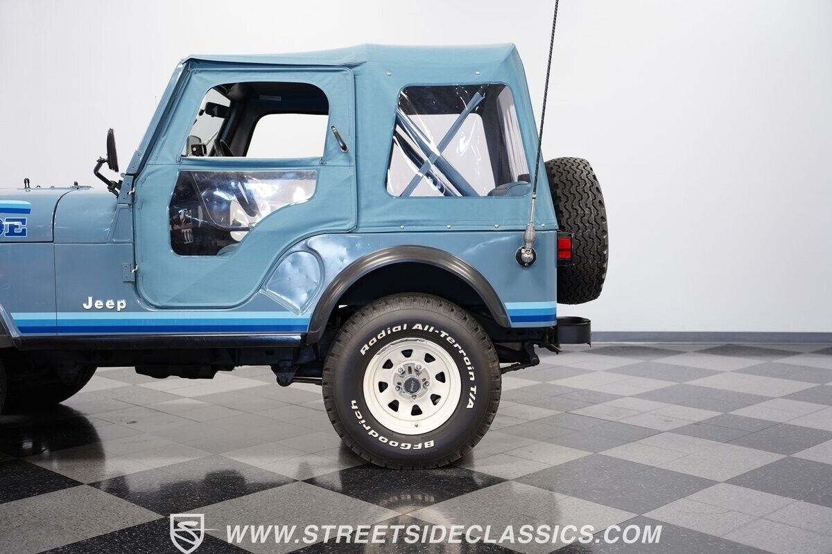 Jeep-CJ-1981-Blue-Blue-55371-25