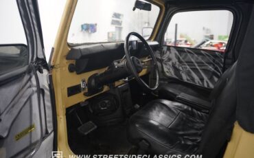 Jeep-CJ-1981-Tan-Black-1759-3