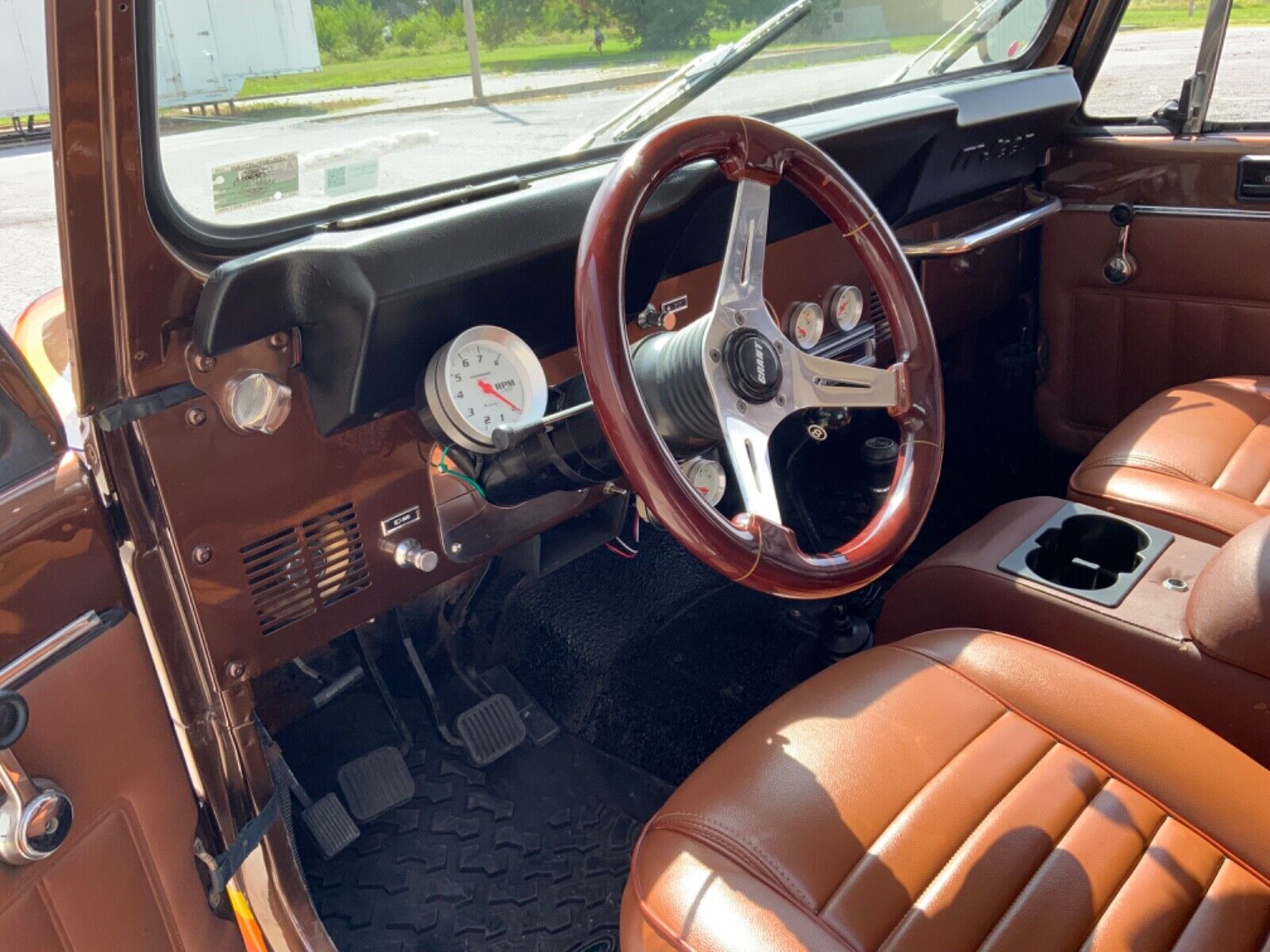 Jeep-CJ-1982-Brown-Tan-170590-14