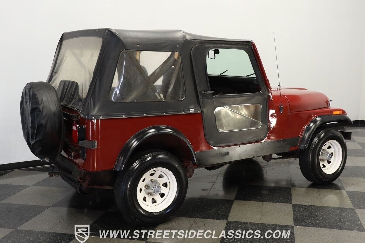 Jeep-CJ-1982-Burgundy-Black-3539-11