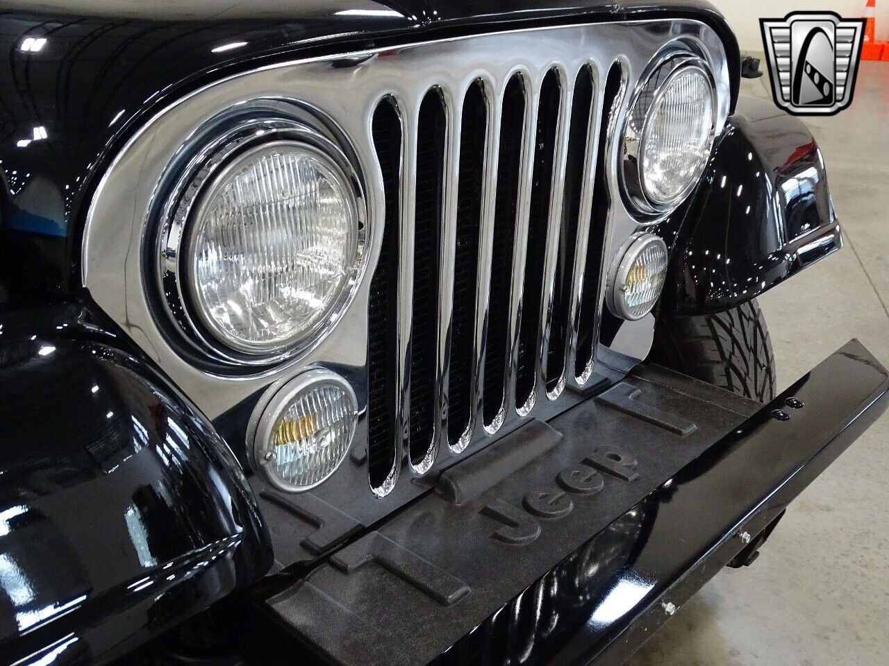 Jeep-CJ-1983-Black-Black-4199-10