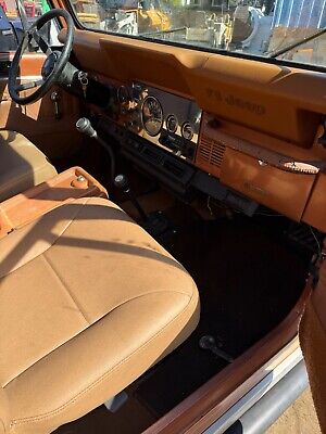 Jeep-CJ-1983-Brown-407483-8