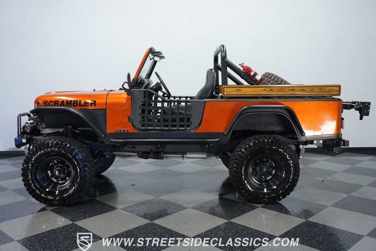 Jeep-CJ-1983-Orange-Black-145243-2