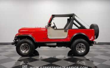 Jeep-CJ-1983-Red-Black-387511-2