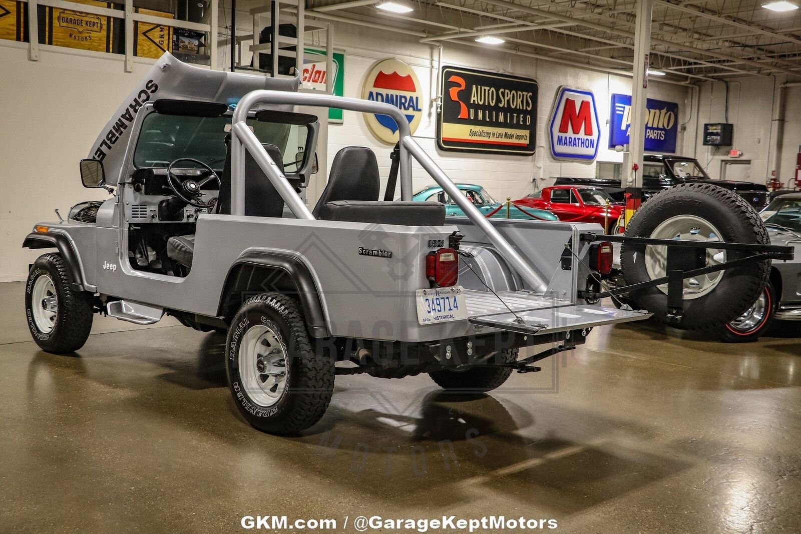 Jeep-CJ-1983-Silver-Black-138156-2