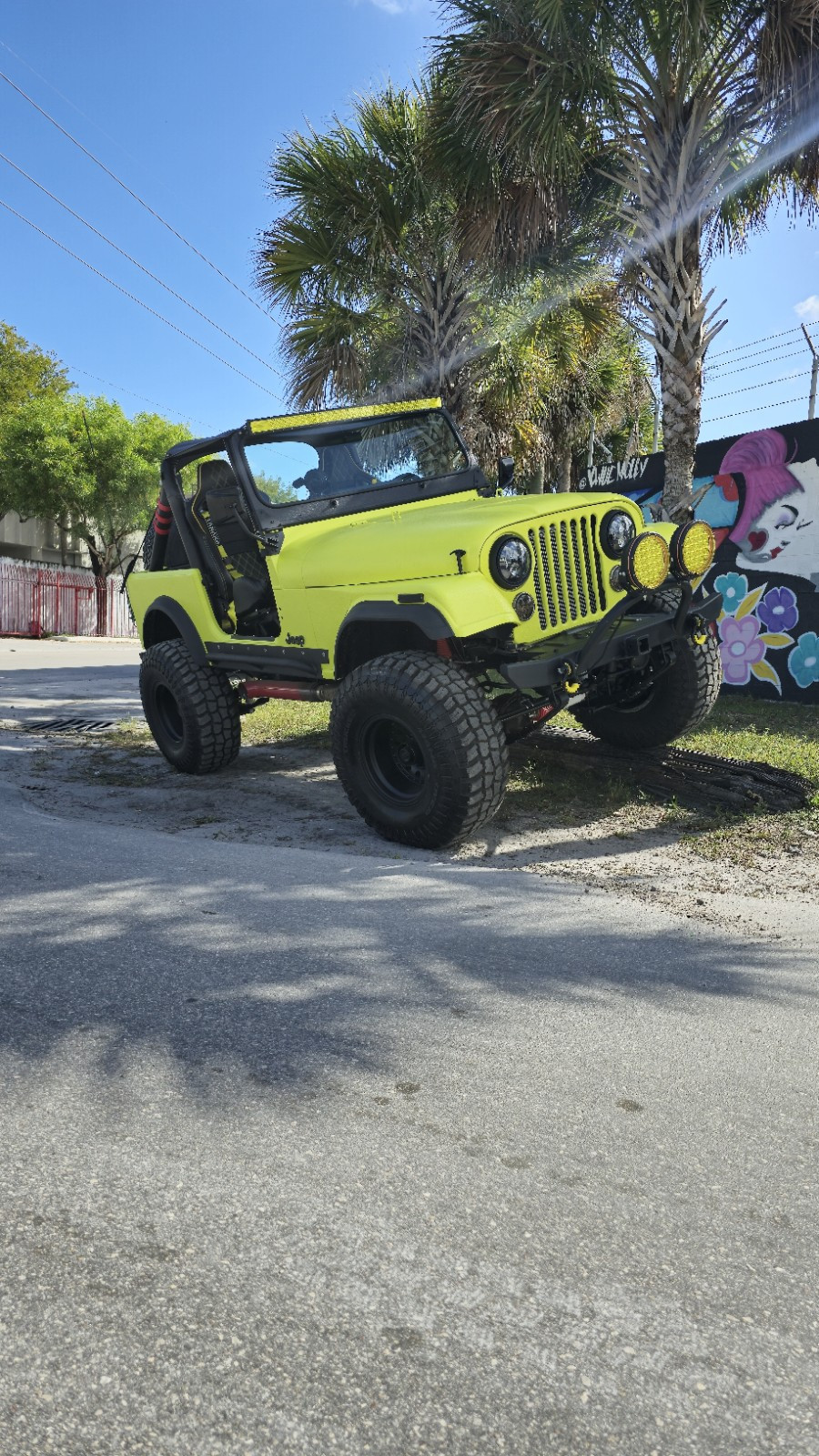 Jeep-CJ-1984-Black-yellow-805-19