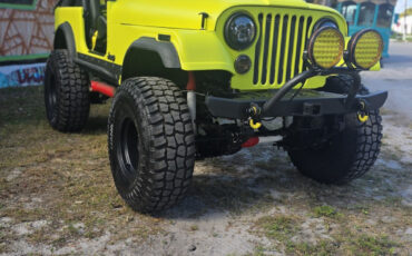 Jeep-CJ-1984-Black-yellow-805-2