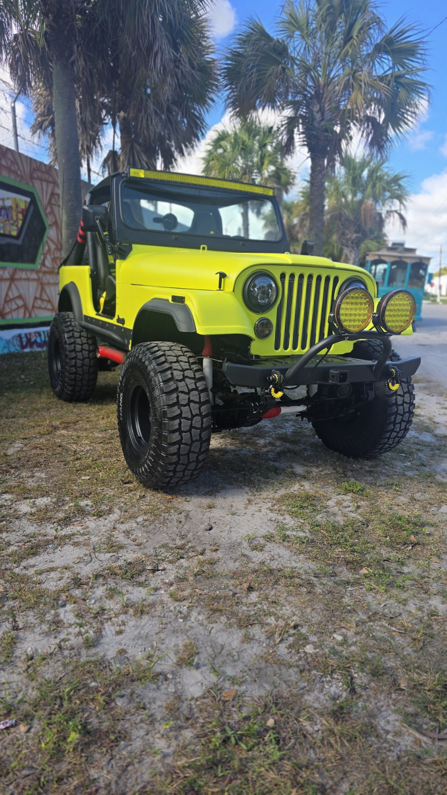 Jeep-CJ-1984-Black-yellow-805-2