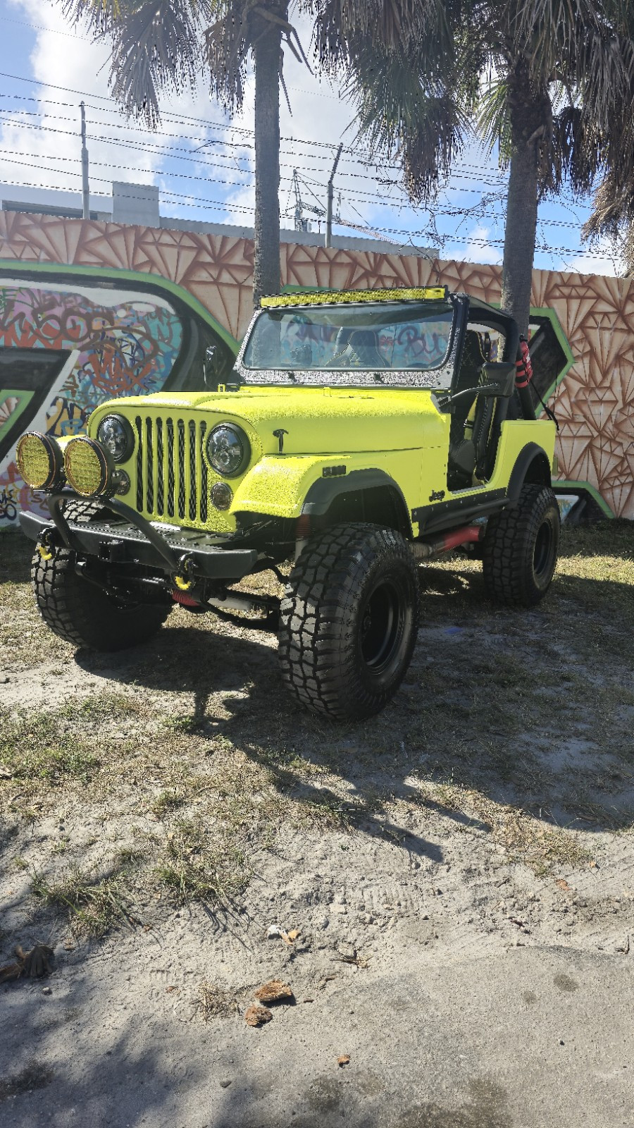 Jeep-CJ-1984-Black-yellow-805-6