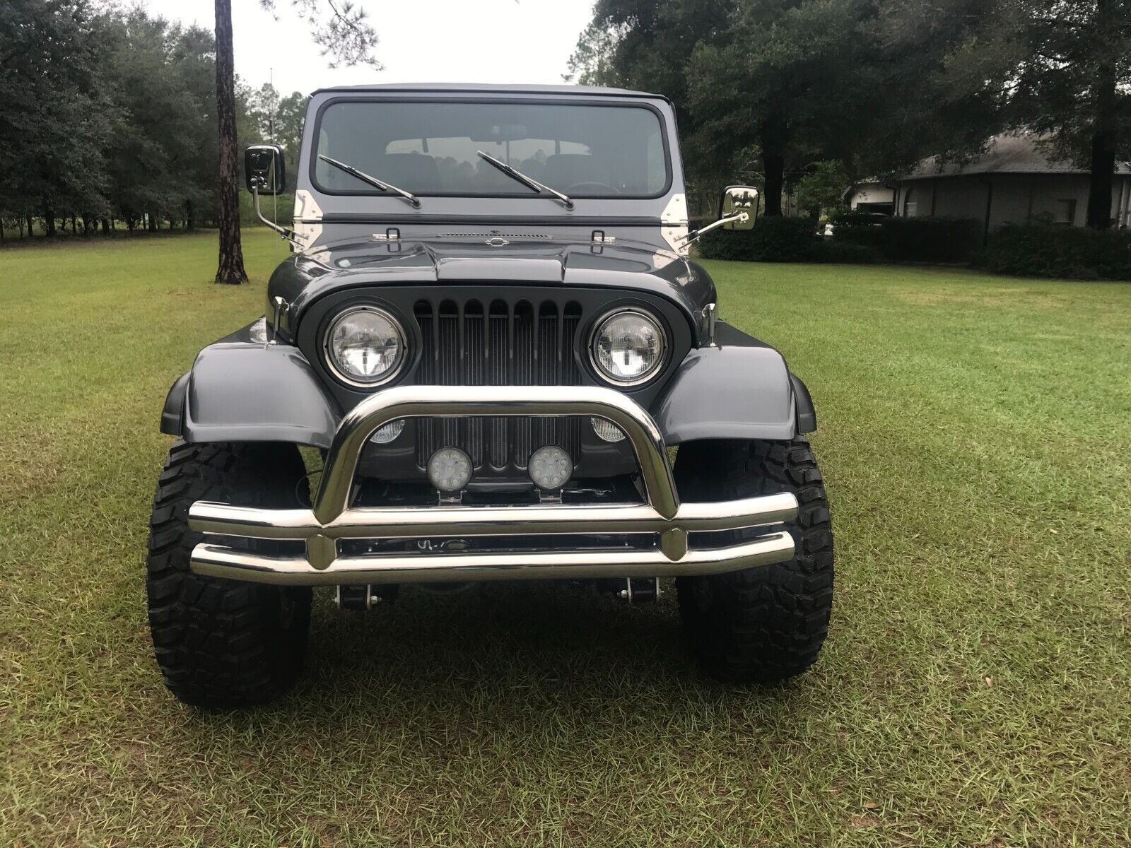 Jeep-CJ-1985-Gray-2569-3