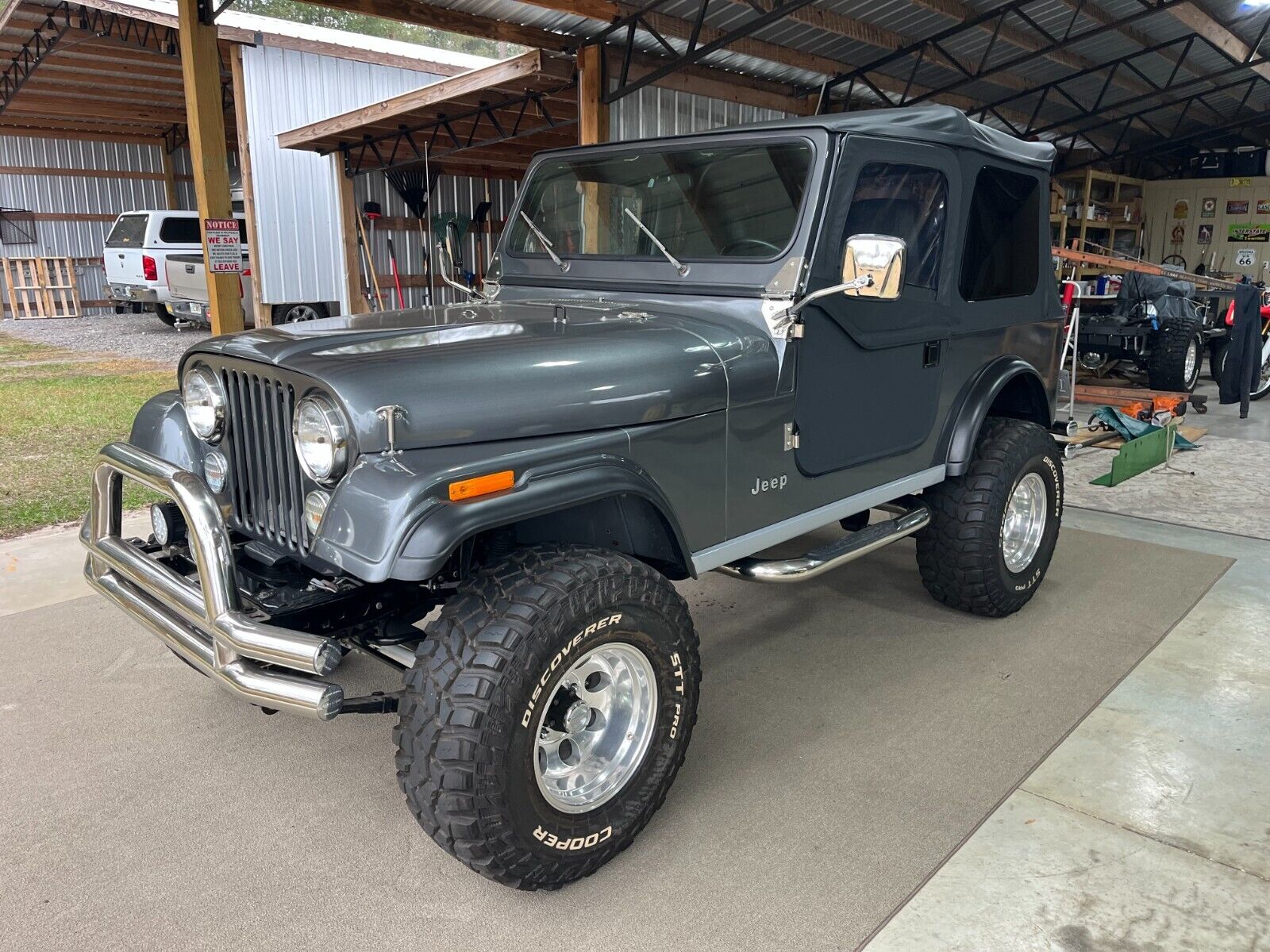 Jeep-CJ-1985-Gray-2569-7