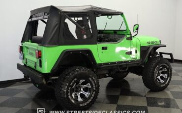 Jeep-CJ-1985-Green-Black-130589-12