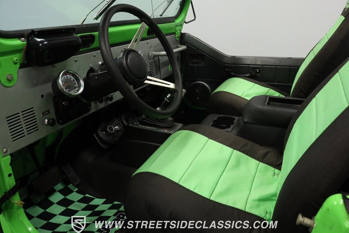 Jeep-CJ-1985-Green-Black-130589-4