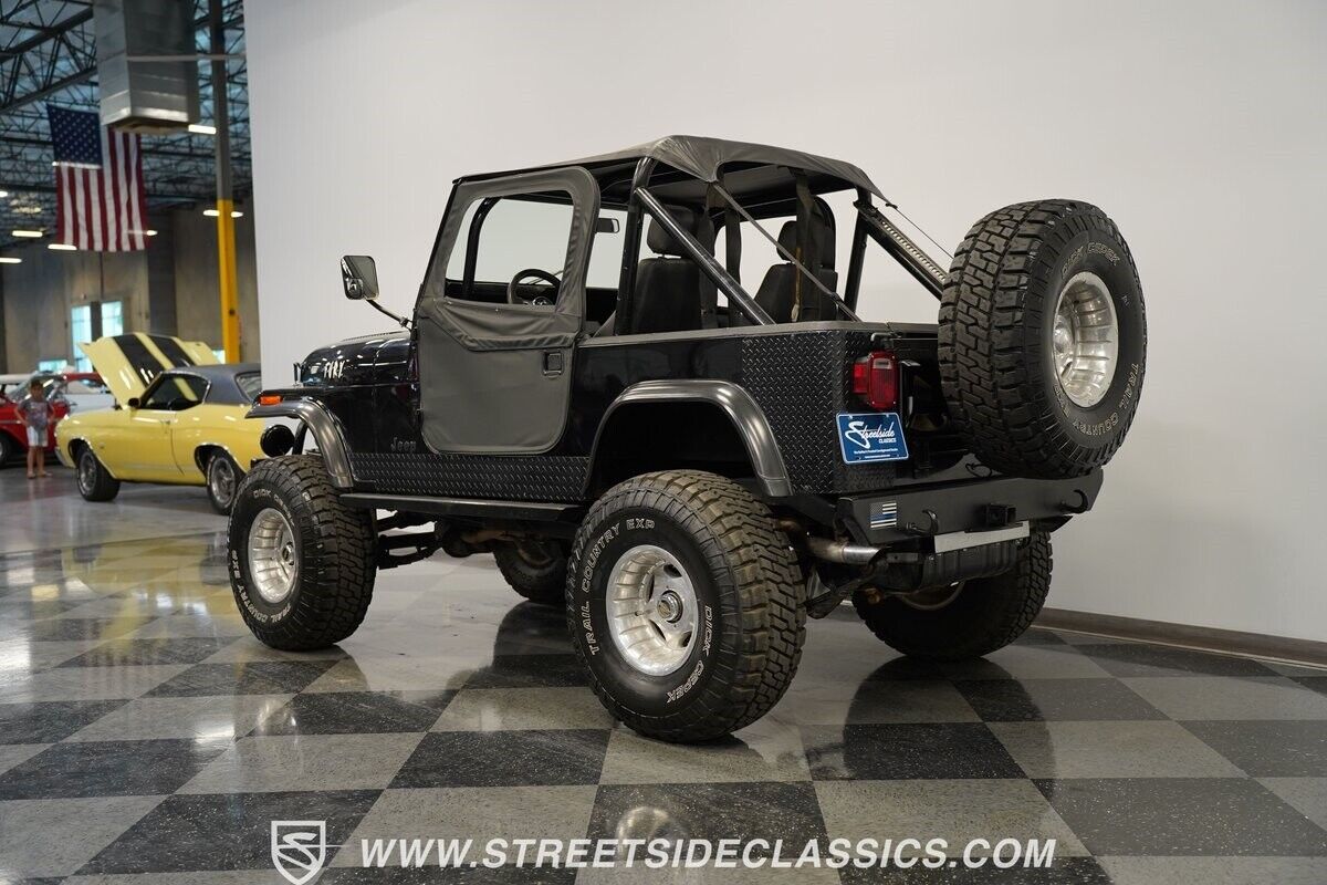 Jeep-CJ-1986-Black-Black-4881-6