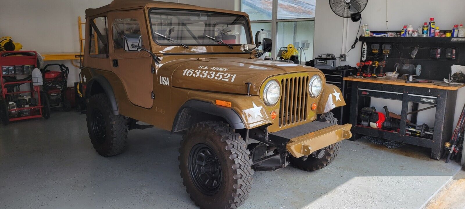 Jeep-CJ-Cabriolet-1969-Brown-Black-2-2