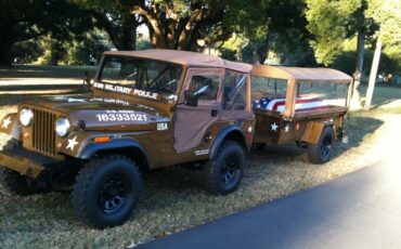 Jeep-CJ-Cabriolet-1969-Brown-Black-2-22