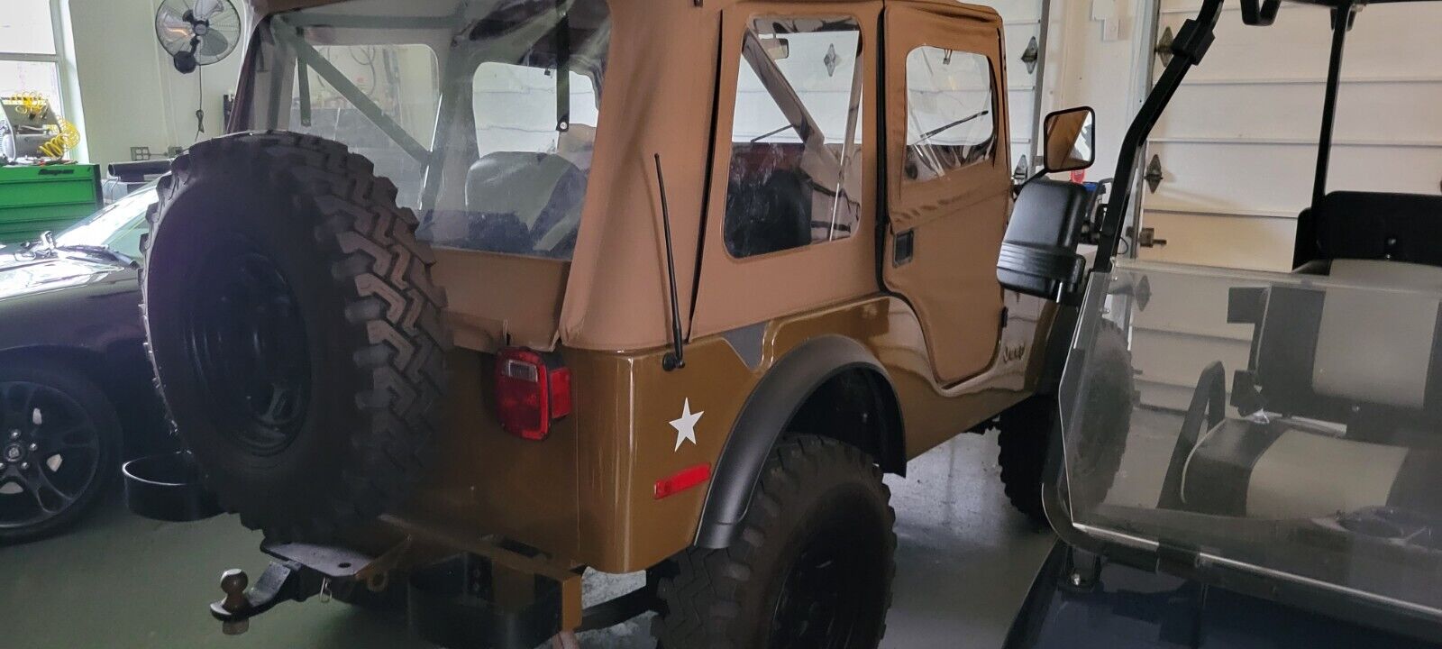 Jeep-CJ-Cabriolet-1969-Brown-Black-2-3