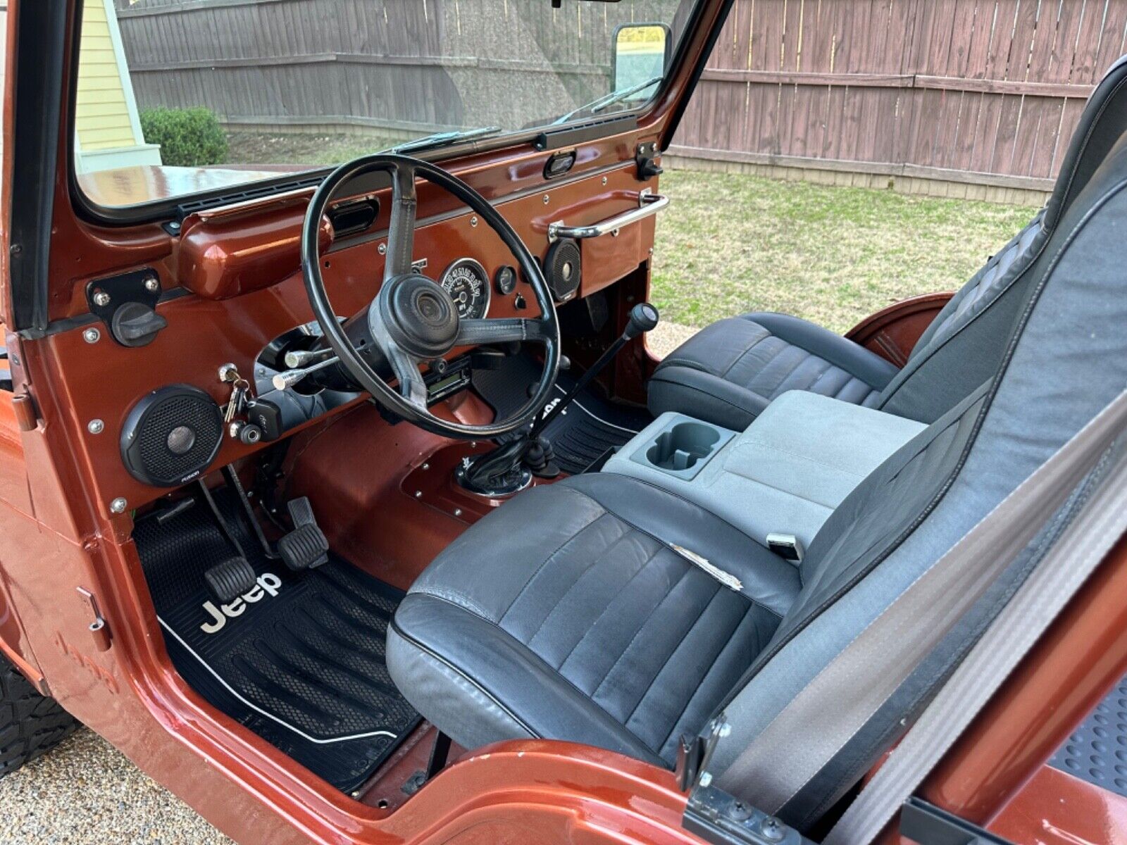 Jeep-CJ-Cabriolet-1976-Metallic-Copper-Gray-and-Black-123844-30