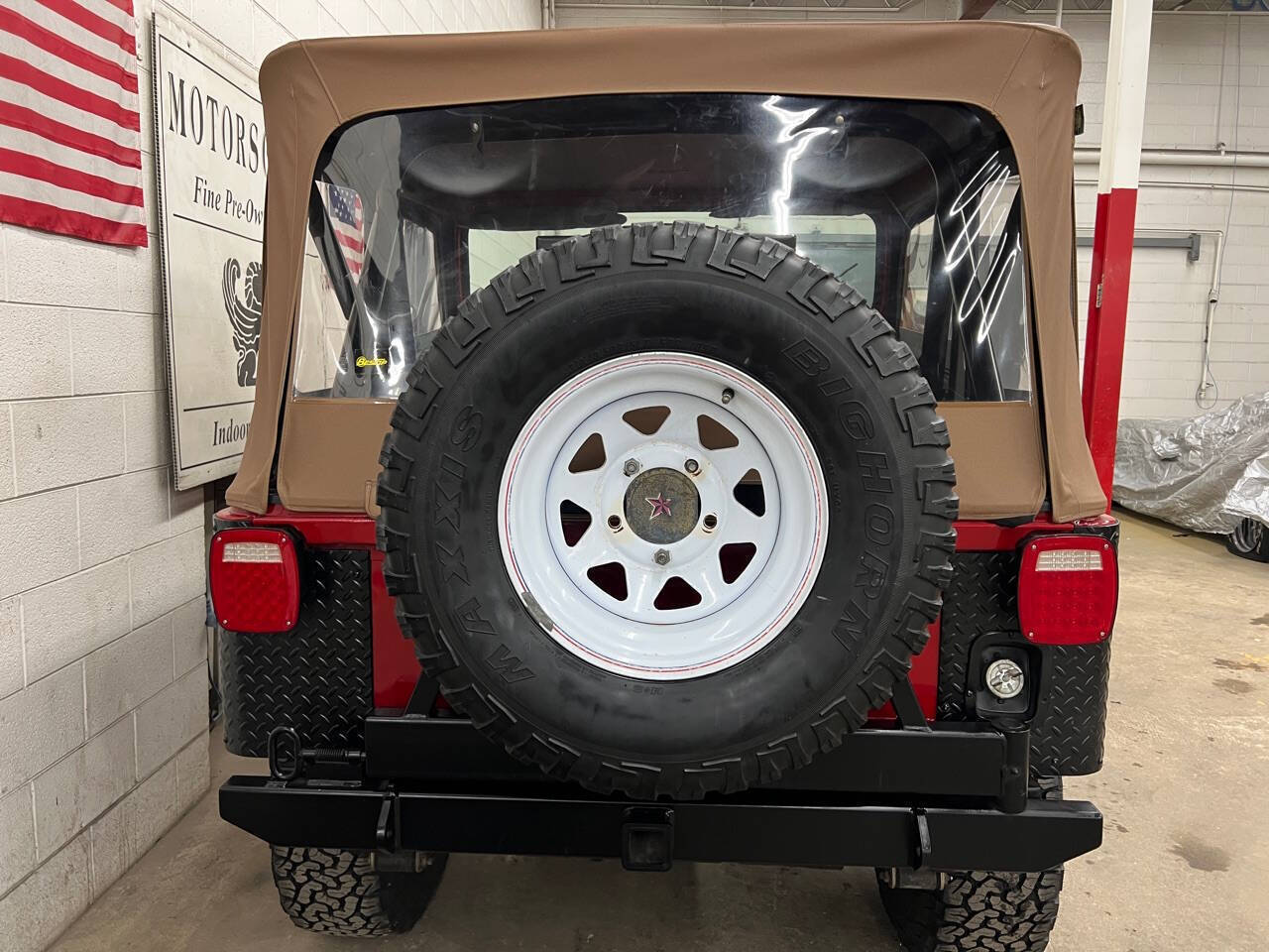 Jeep-CJ-SUV-1979-Red-Black-14742-11