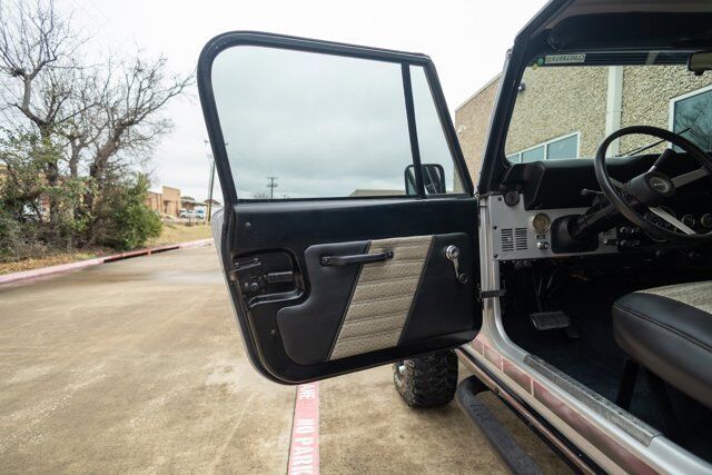 Jeep-CJ-SUV-1979-Silver-Gray-1788-39