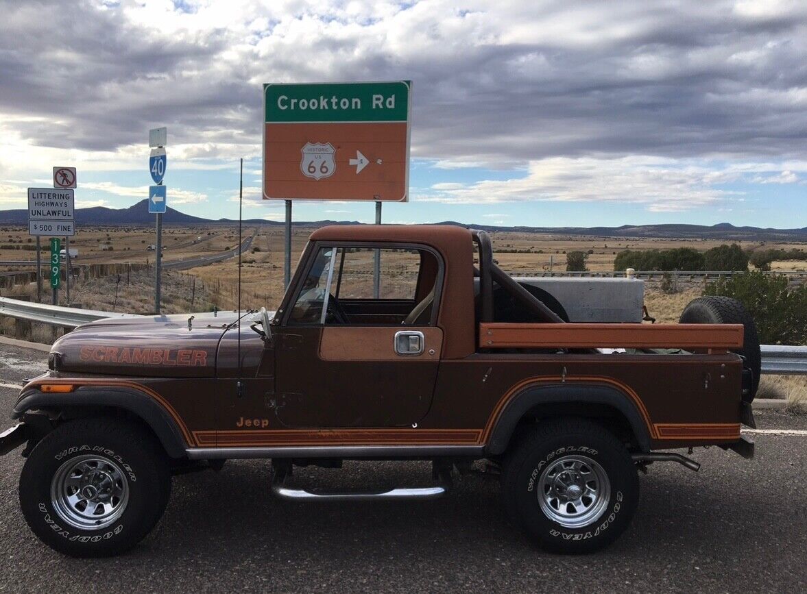 Jeep-CJ-SUV-1982-Brown-Brown-254276-1