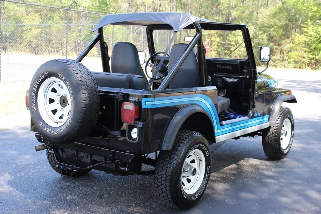 Jeep-CJ-SUV-1985-Black-Black-197949-4