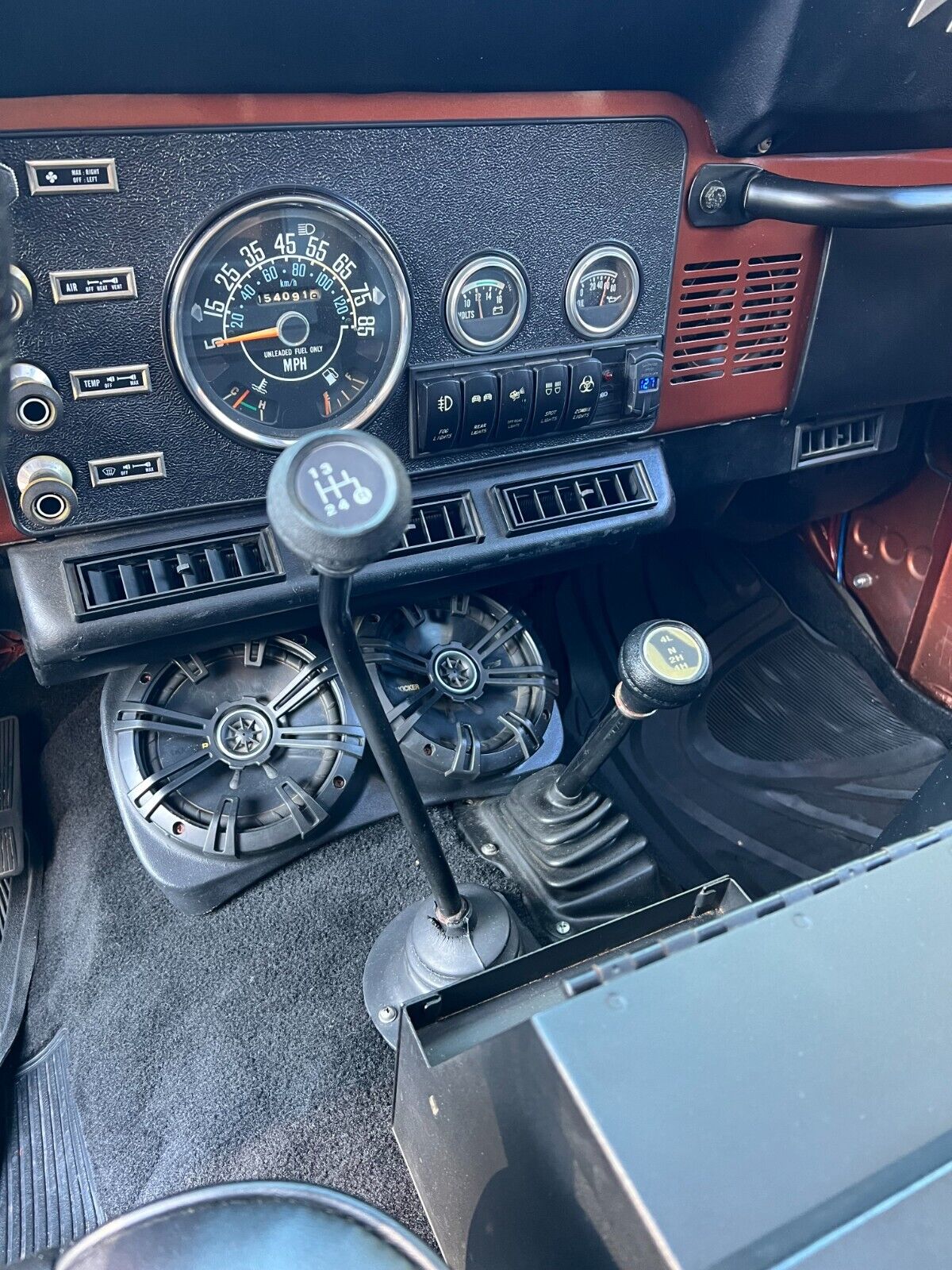 Jeep-CJ-SUV-1985-Orange-Black-248000-7