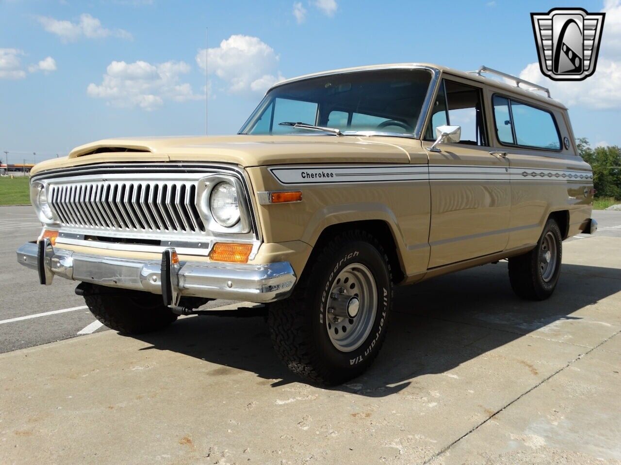 Jeep-Cherokee-Cabriolet-1977-Brown-Brown-154217-3