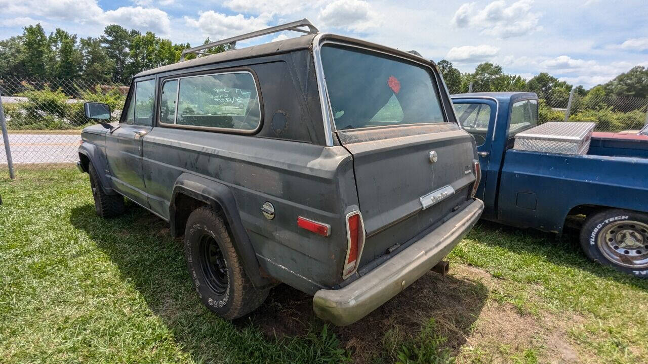 Jeep-Cherokee-SUV-1979-Gray-Black-172673-5