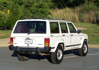 Jeep-Cherokee-SUV-1987-White-Burgundy-253449-3