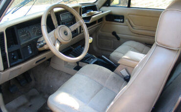 Jeep-Cherokee-SUV-1993-White-297669-7