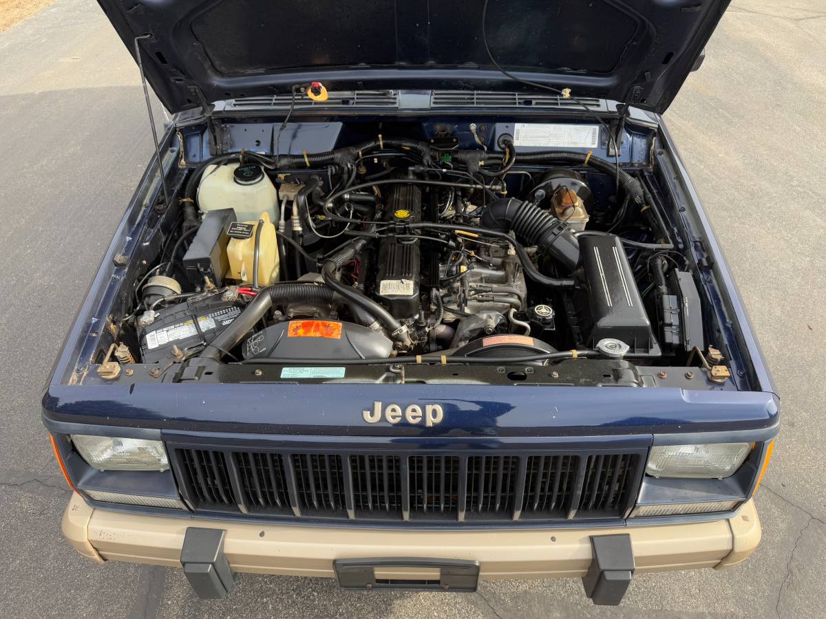 Jeep-Cherokee-limitedcountry-1994-blue-270989-4