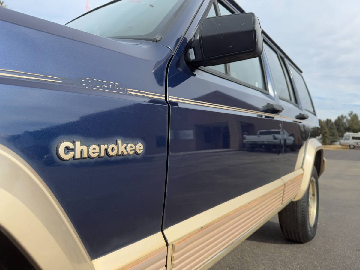 Jeep-Cherokee-limitedcountry-1994-blue-270989-5