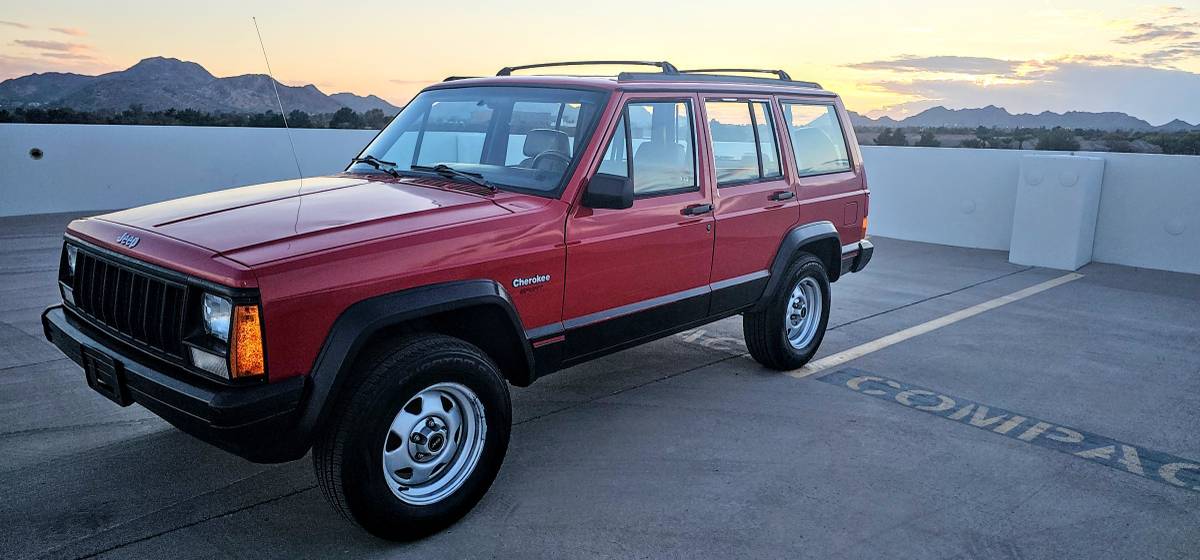 Jeep-Cherokee-sport-1994-red-262322-3