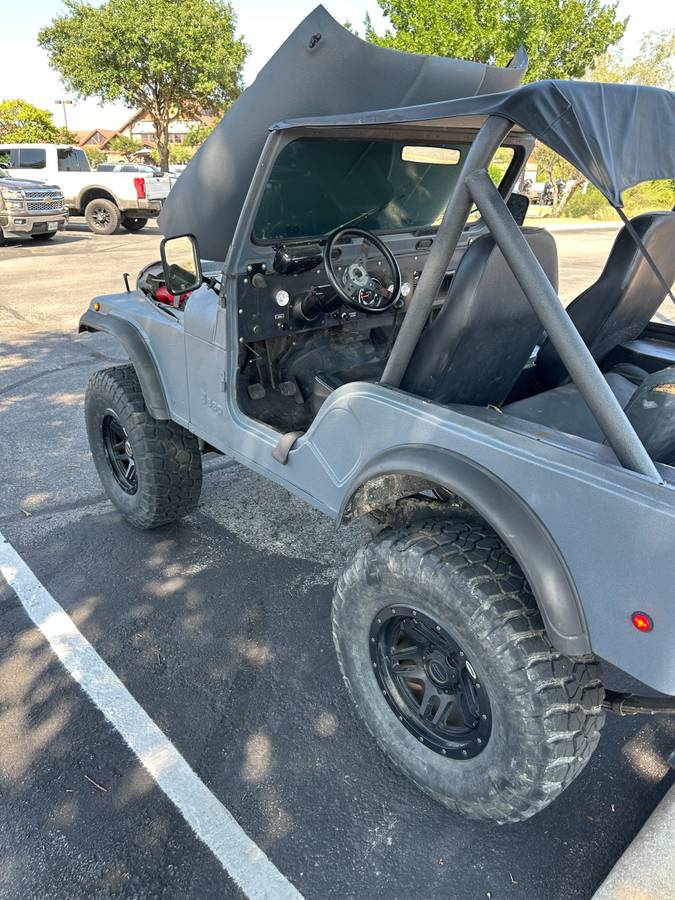 Jeep-Cj-5-1980-grey-198683-9