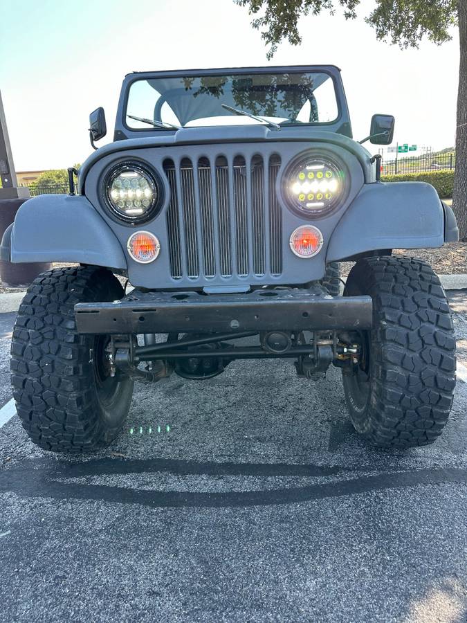 Jeep-Cj-5-1980-grey-198683