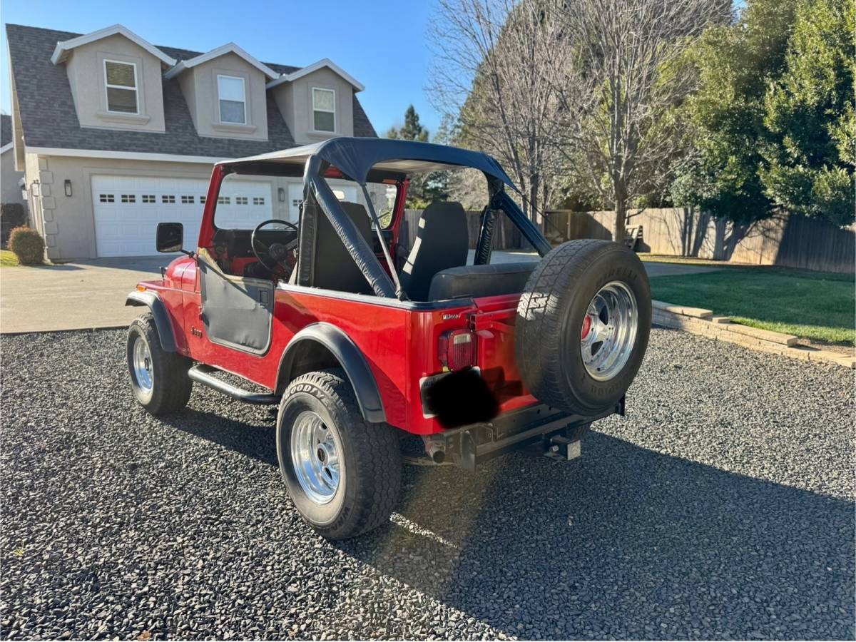 Jeep-Cj-7-1985-red-196814-3