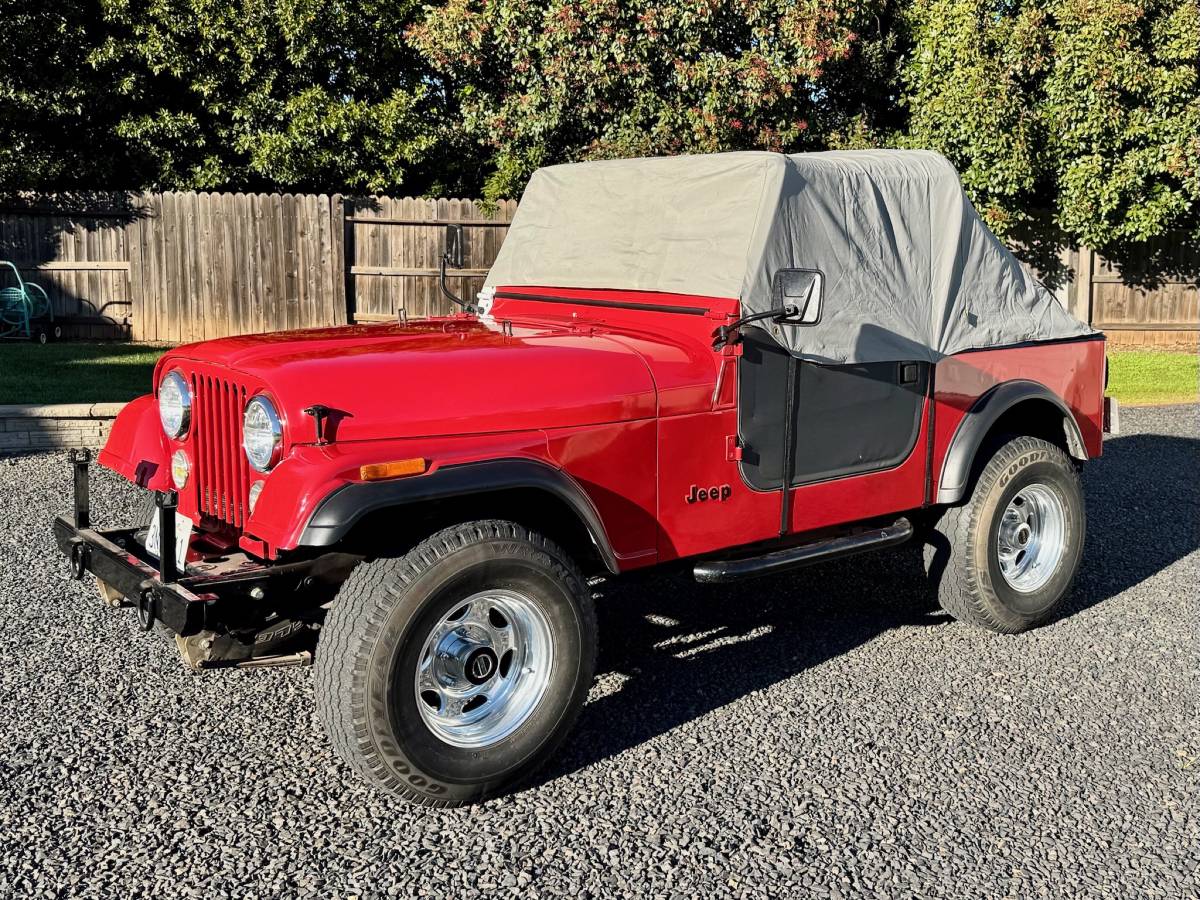 Jeep-Cj-7-1985-red-196814-9