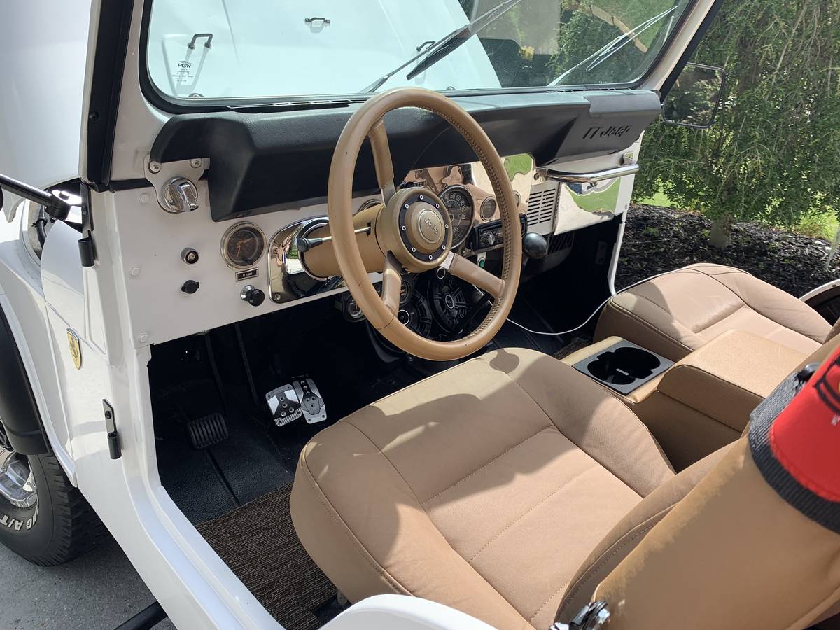 Jeep-Cj5-1979-white-190618-7