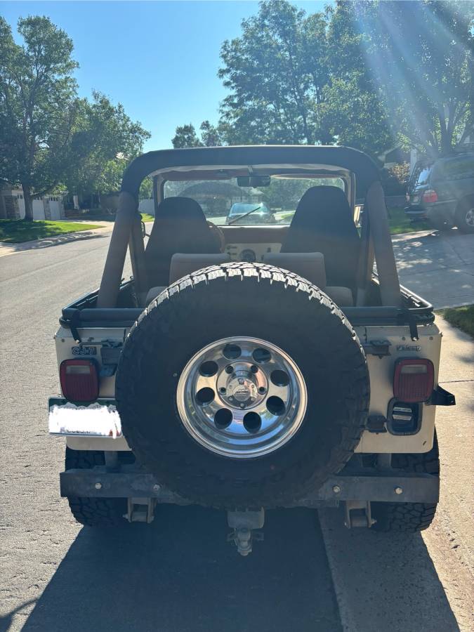 Jeep-Cj7-1984-brown-285756-4