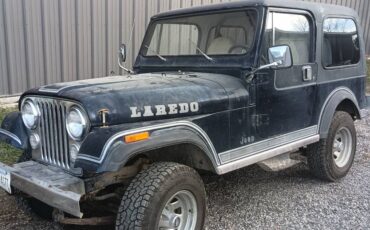 Jeep-Cj7-laredo-1981-60350-9