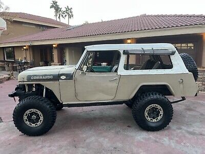 Jeep-Commando-1967-Brown-2931-10