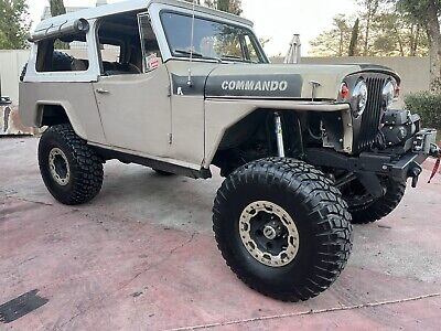 Jeep-Commando-1967-Brown-2931-5